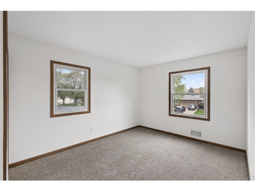 9225 Northwood Parkway New Hope MN 55427 7078064 image20