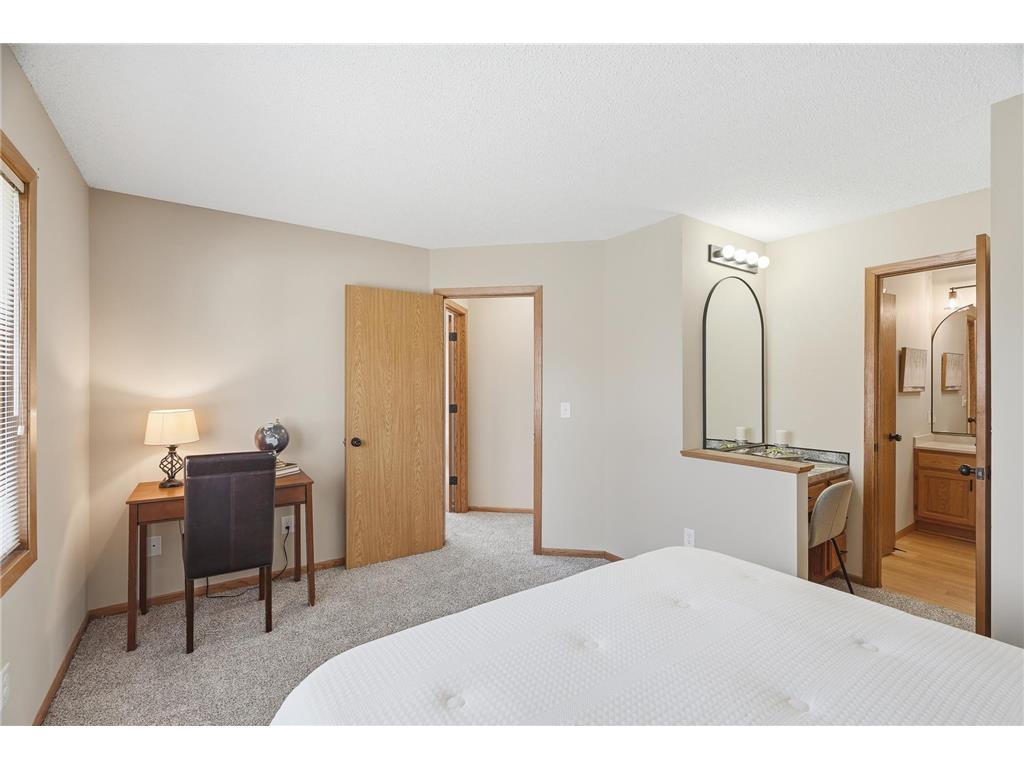 9227 79th Street S Cottage Grove MN 55016 7044142 image25