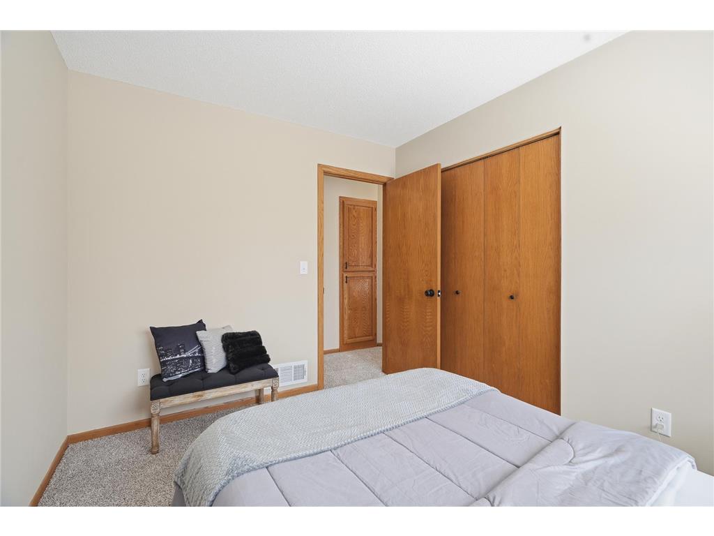 9227 79th Street S Cottage Grove MN 55016 7044142 image31