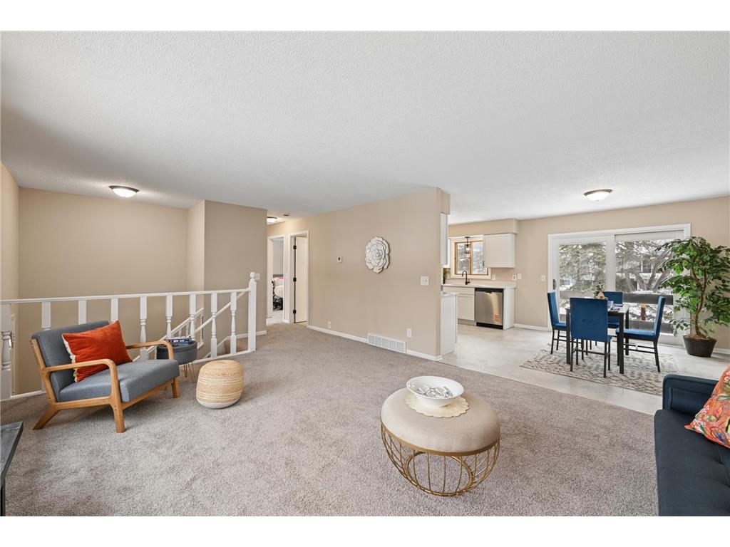 923 123rd Lane NW Coon Rapids MN 55448 7030303 image4