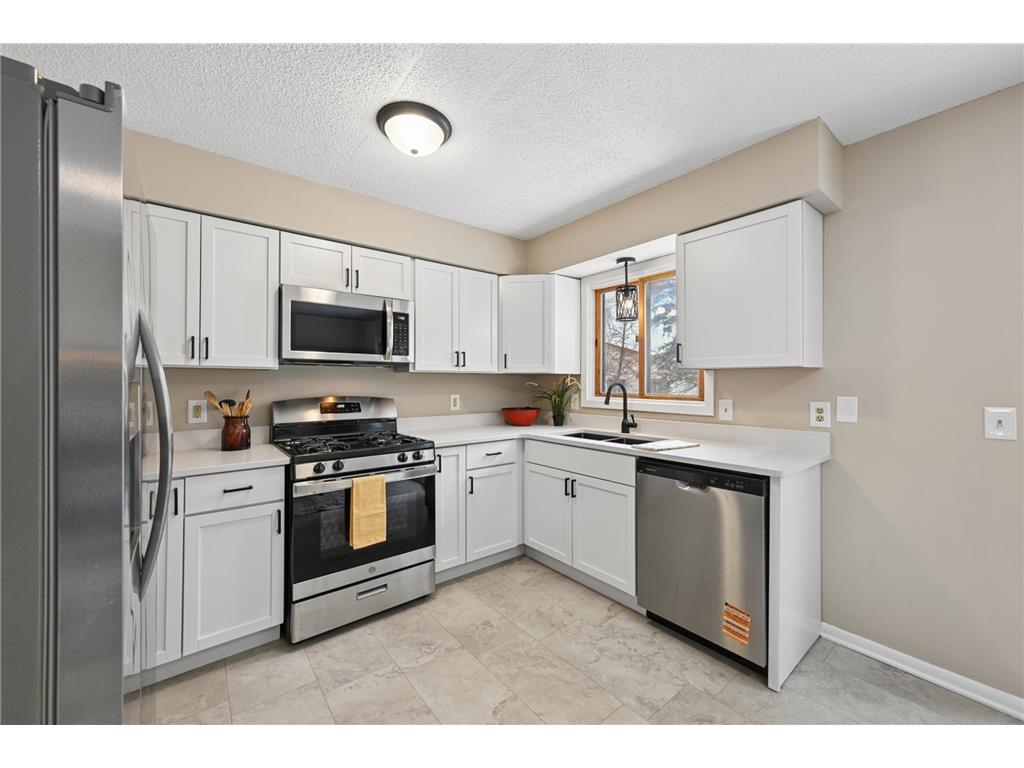 923 123rd Lane NW Coon Rapids MN 55448 7030303 image8