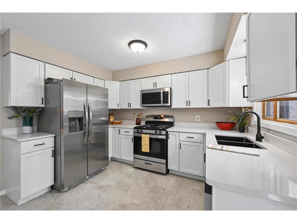 923 123rd Lane NW Coon Rapids MN 55448 7030303 image9