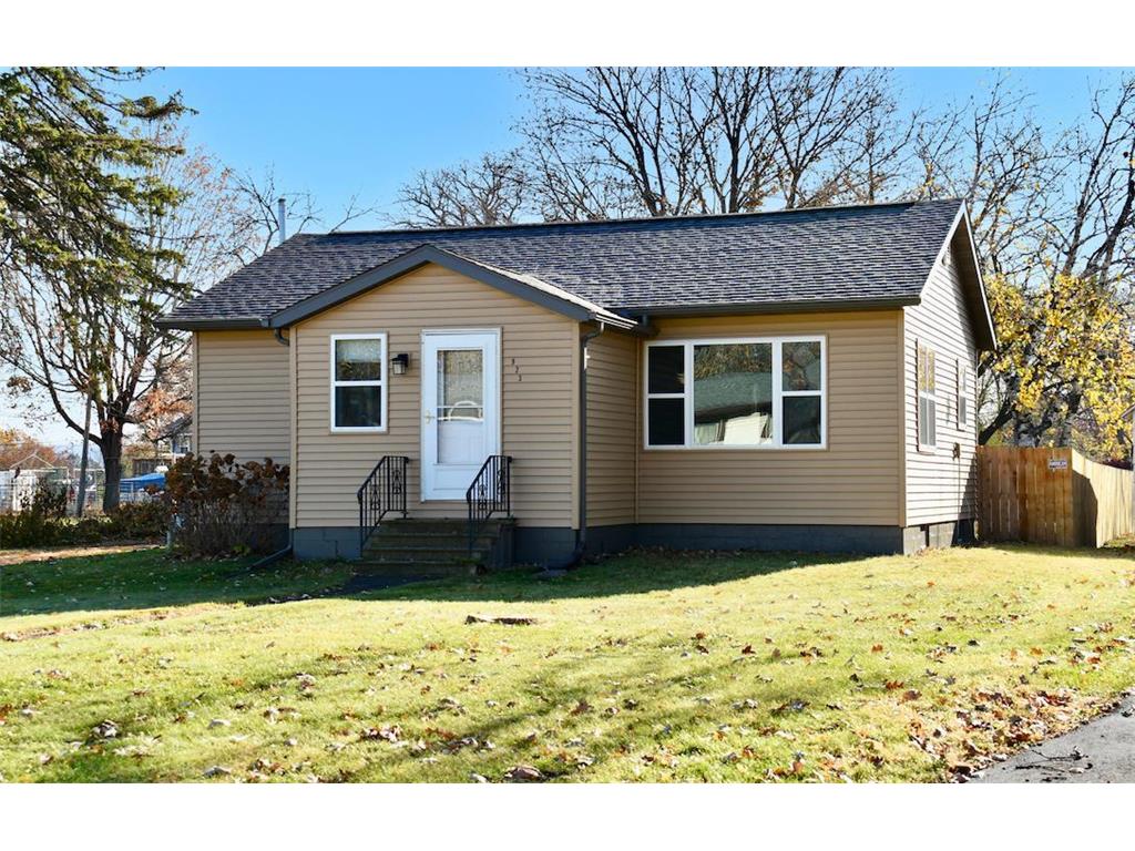 923 Campbell Avenue, Wabasha, MN, 55981 MLS 6301255 Edina Realty