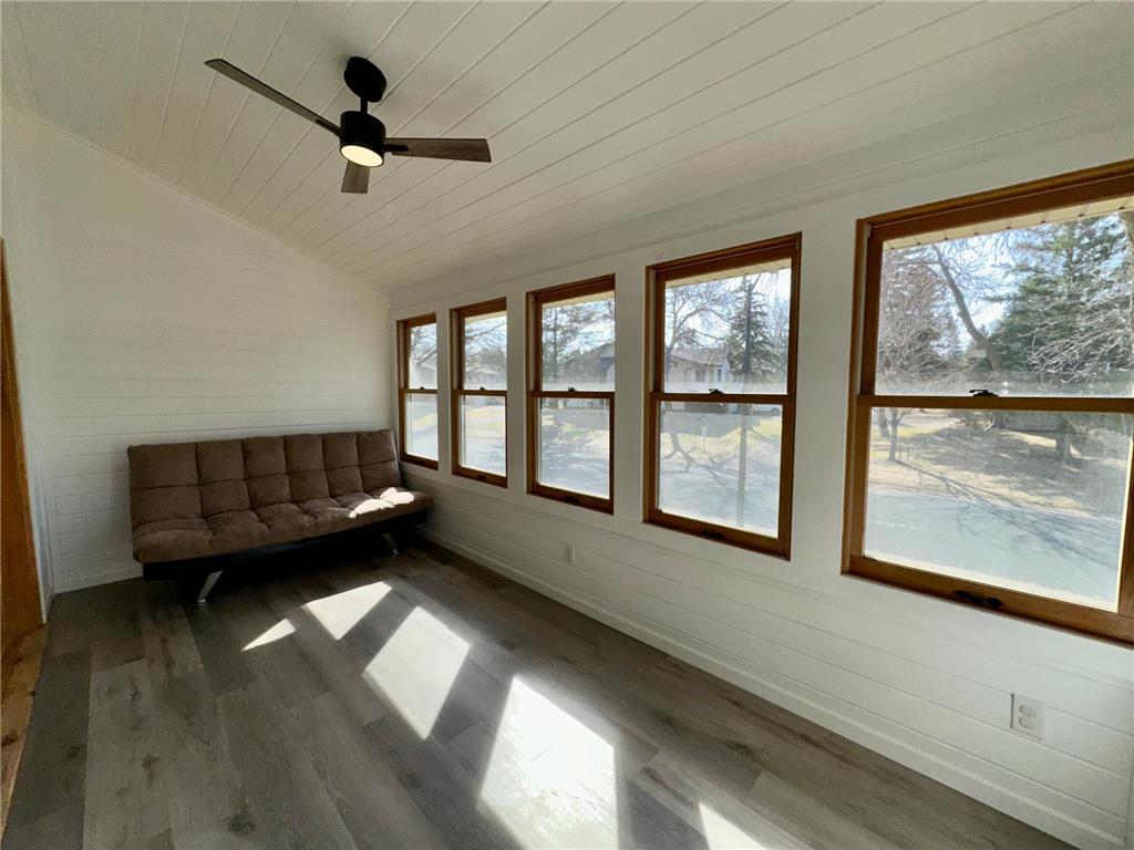 923 Lawnview Avenue Shoreview MN 55126 7043075 image11