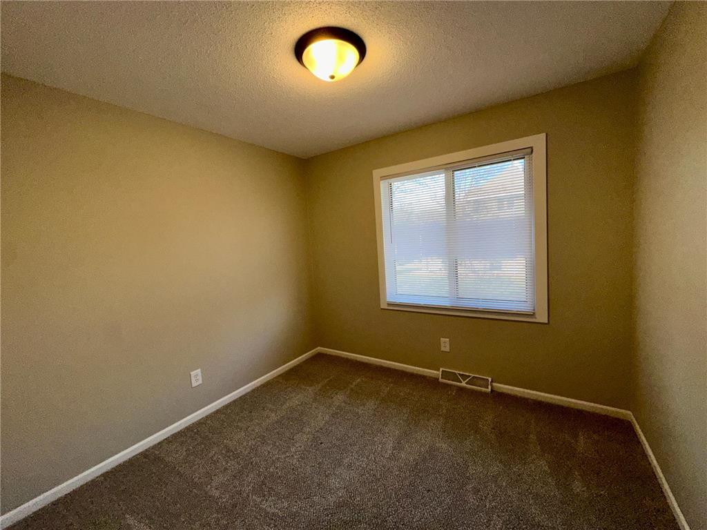 923 Lawnview Avenue Shoreview MN 55126 7043075 image16