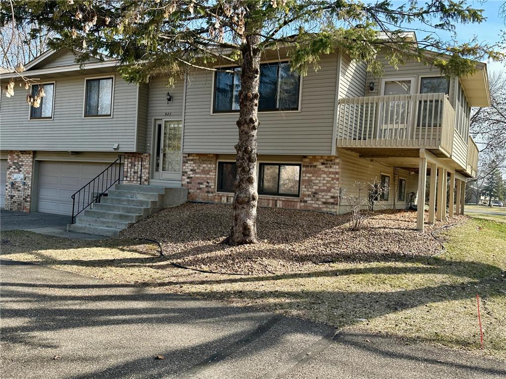 923 Lawnview Avenue Shoreview MN 55126 7043075 image24
