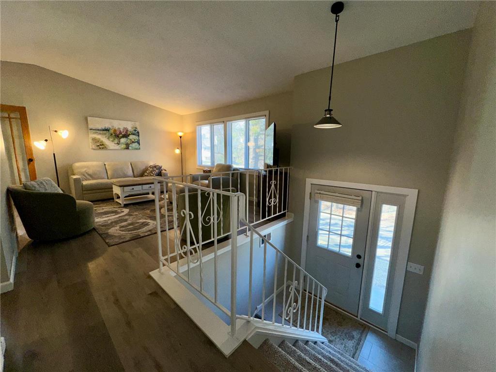 923 Lawnview Avenue Shoreview MN 55126 7043075 image3