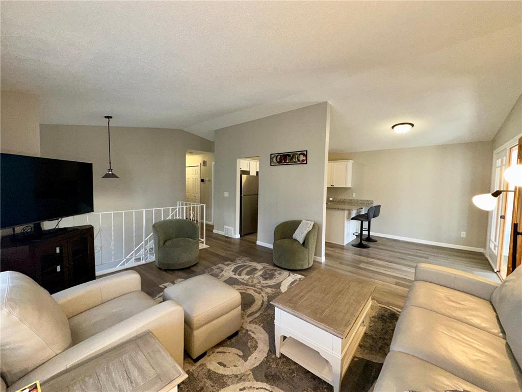 923 Lawnview Avenue Shoreview MN 55126 7043075 image4