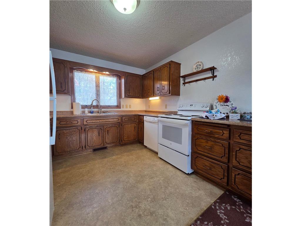 923 Lindbergh Drive S Little Falls MN 56345 - Mississippi 7058597 image21