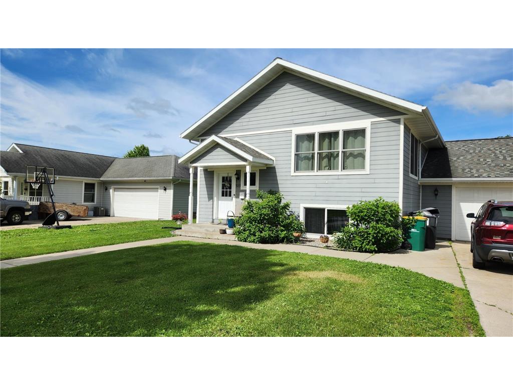 923 NE 1st Avenue Grand Rapids MN 55744 6556279 image1