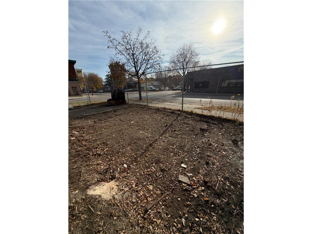 923 Randolph Avenue Saint Paul MN 55102 6819771 image9