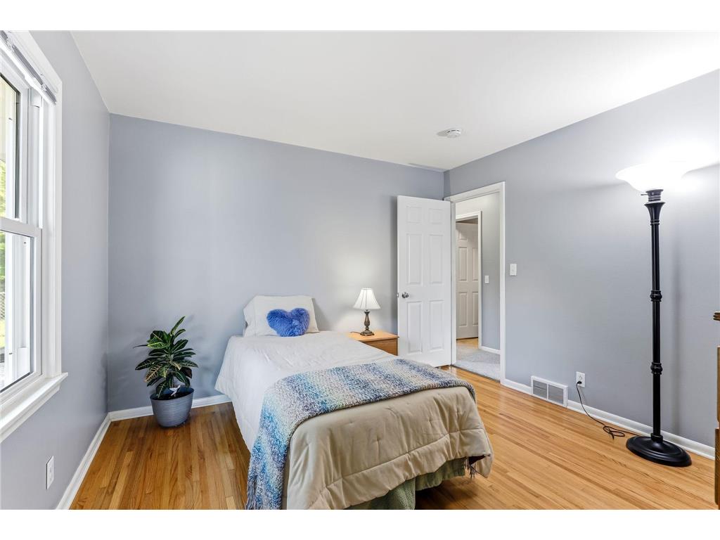 9230 Clinton Avenue S Bloomington MN 55420 7093173 image15