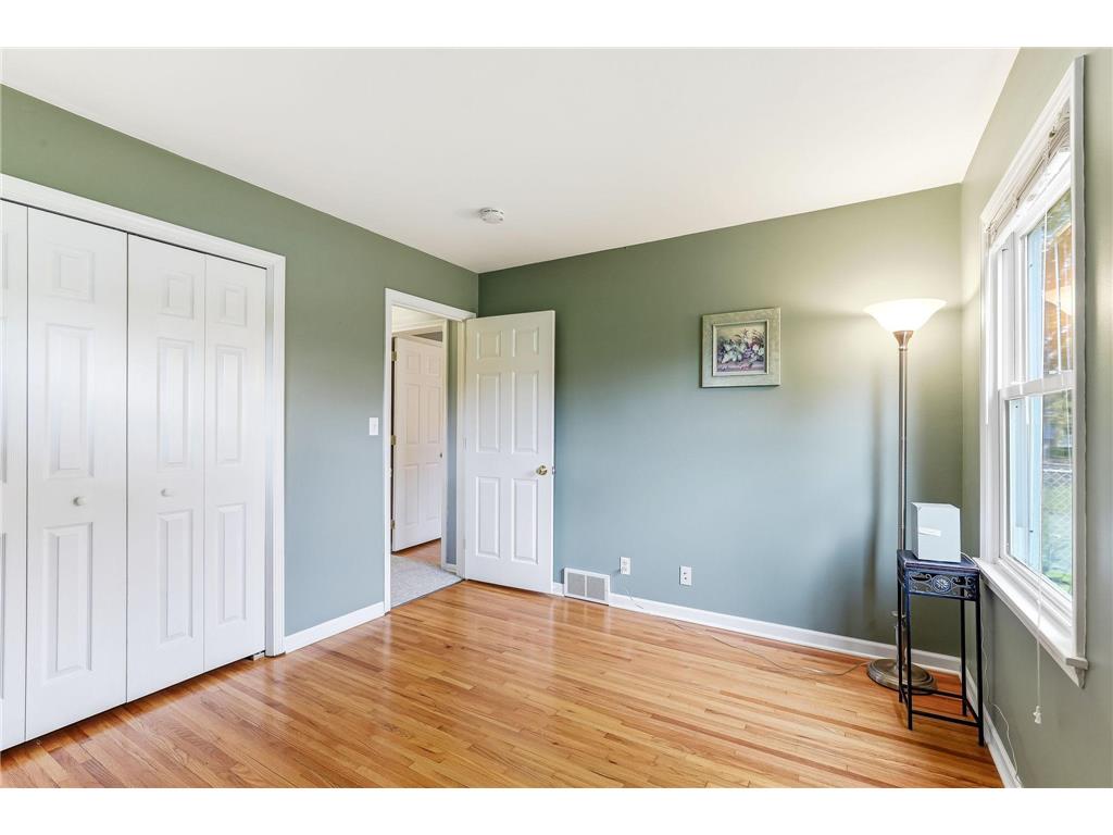 9230 Clinton Avenue S Bloomington MN 55420 7093173 image17
