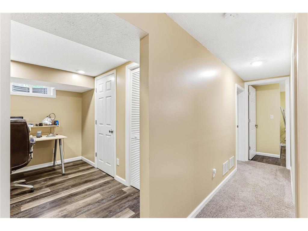 9230 Clinton Avenue S Bloomington MN 55420 7093173 image26