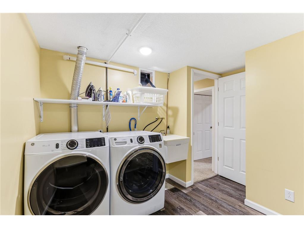 9230 Clinton Avenue S Bloomington MN 55420 7093173 image31