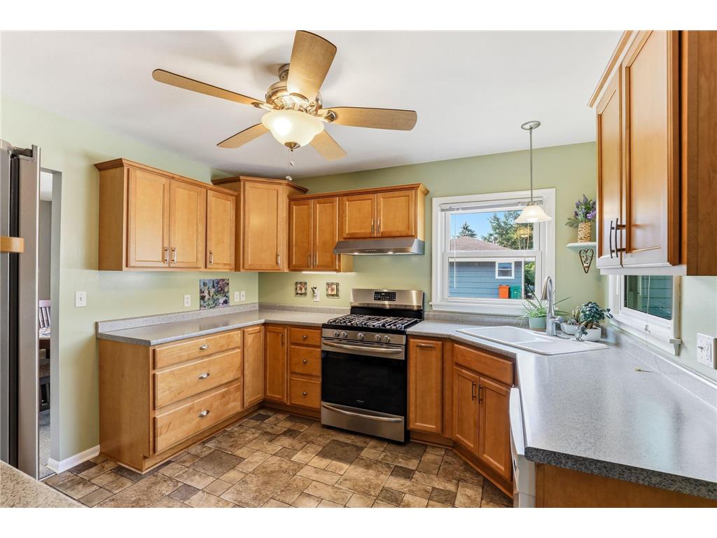 9230 Clinton Avenue S Bloomington MN 55420 7093173 image9