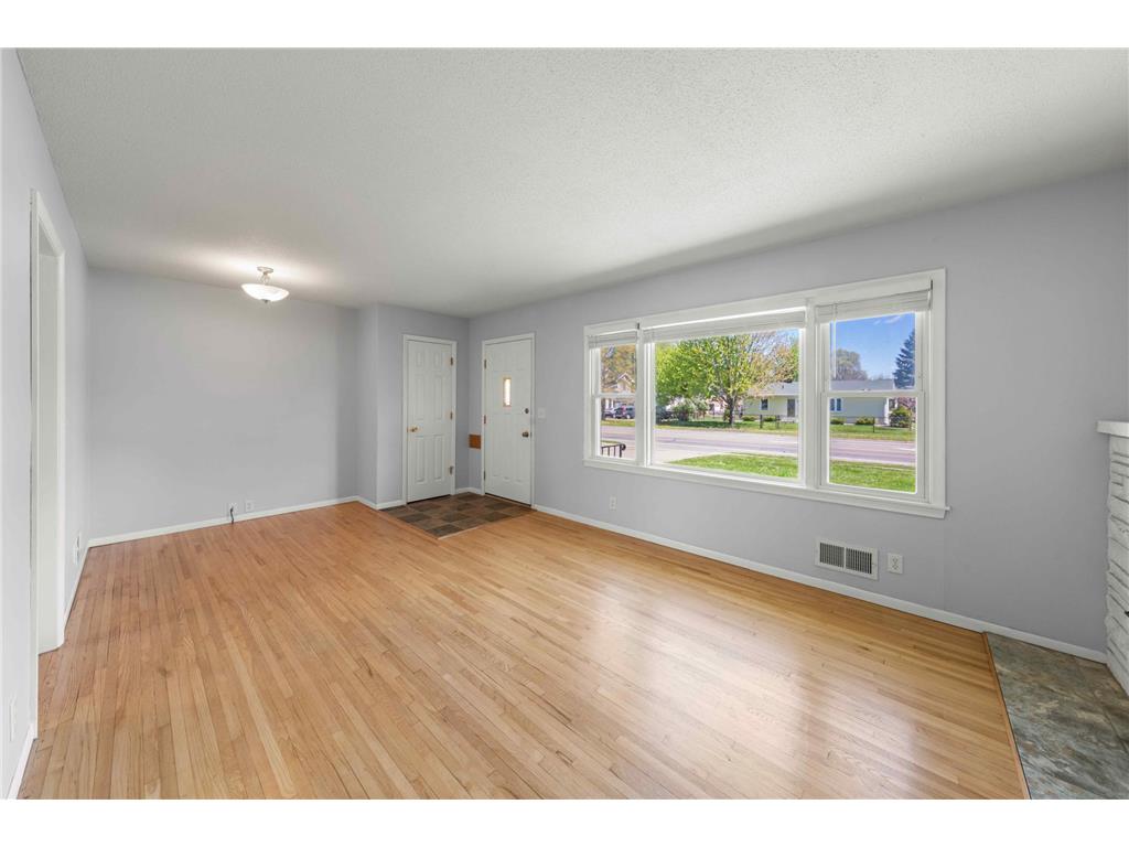 9230 Portland Avenue S Bloomington MN 55420 7048814 image15
