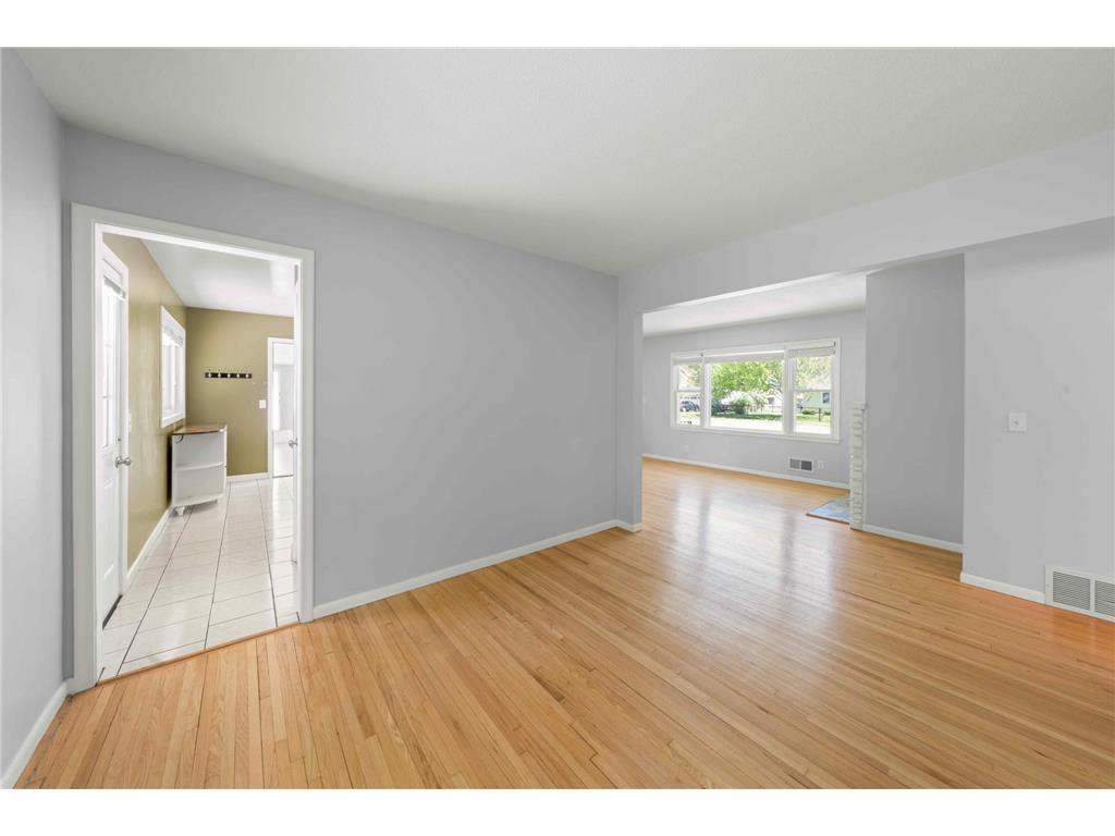 9230 Portland Avenue S Bloomington MN 55420 7048814 image17