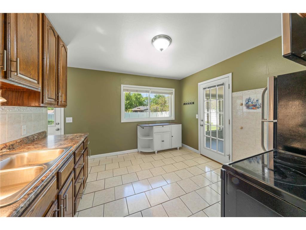 9230 Portland Avenue S Bloomington MN 55420 7048814 image18