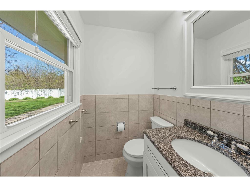 9230 Portland Avenue S Bloomington MN 55420 7048814 image23