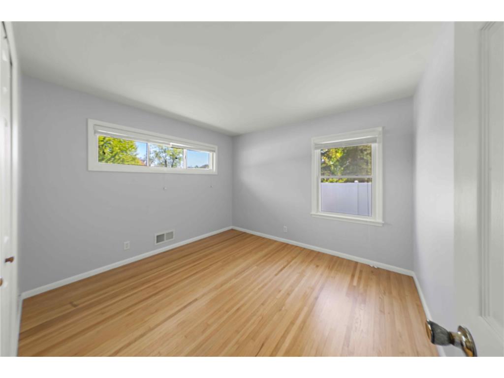 9230 Portland Avenue S Bloomington MN 55420 7048814 image24
