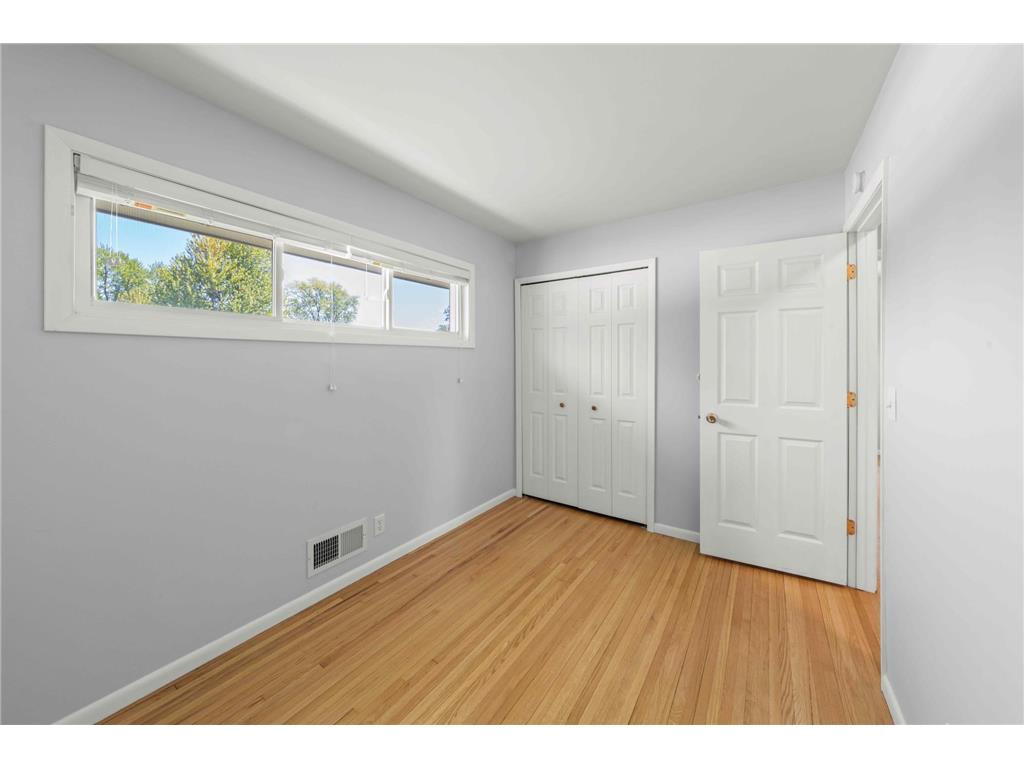 9230 Portland Avenue S Bloomington MN 55420 7048814 image26
