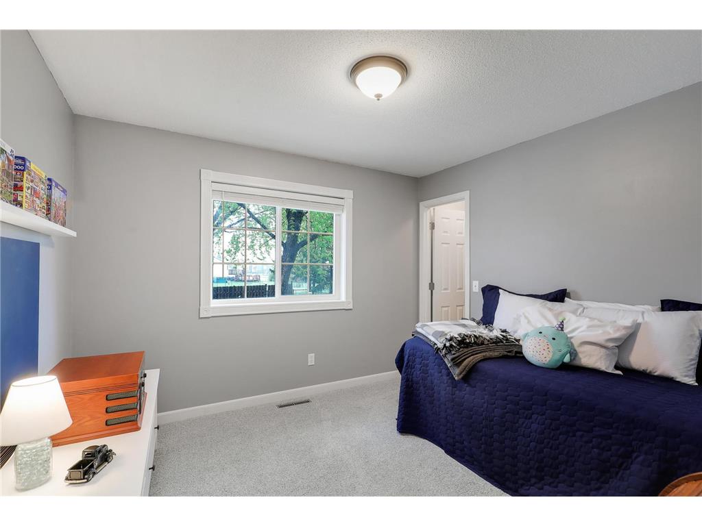 9233 Prestwick Terrace N Brooklyn Park MN 55443 7056482 image23