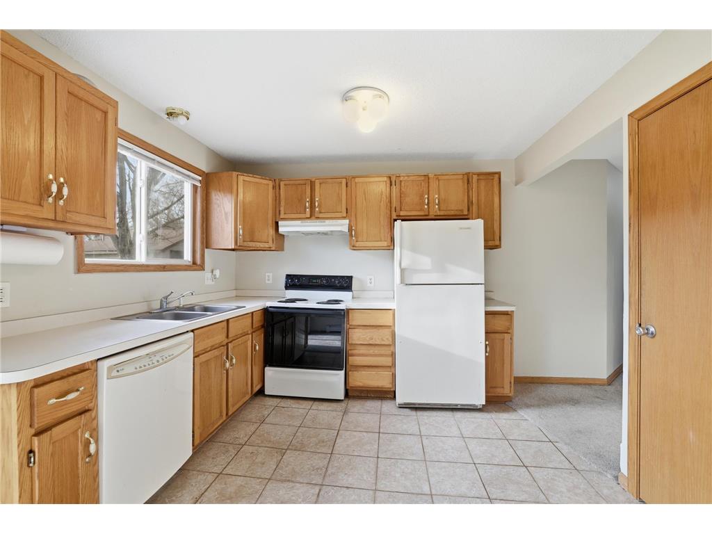 9234 Flanders Street NE Blaine MN 55449 7052759 image11