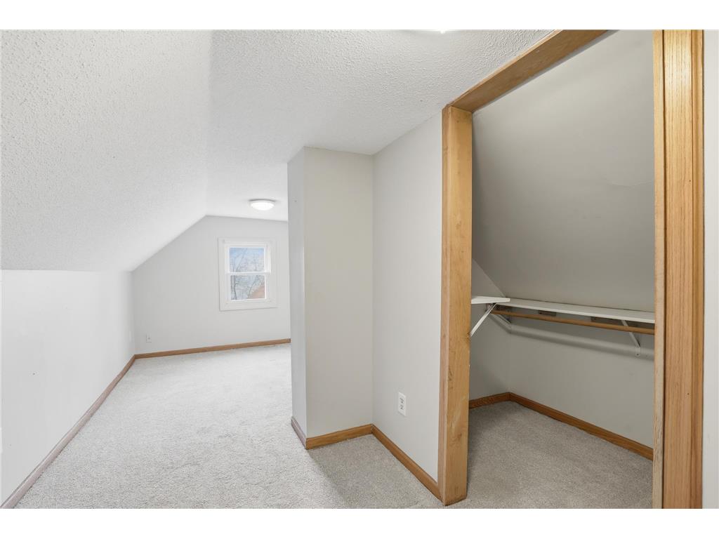 9234 Flanders Street NE Blaine MN 55449 7052759 image16
