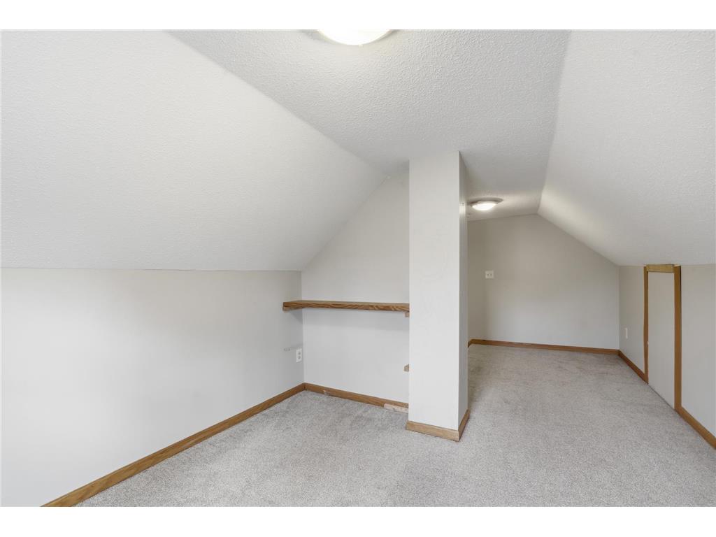 9234 Flanders Street NE Blaine MN 55449 7052759 image18