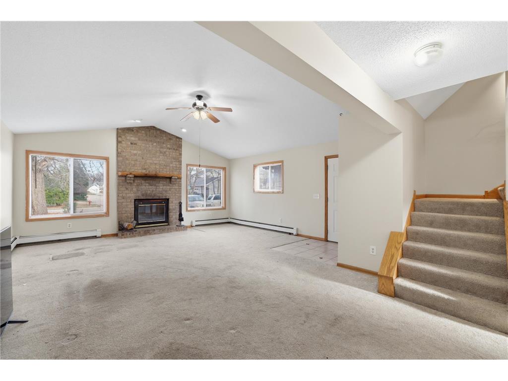 9234 Flanders Street NE Blaine MN 55449 7052759 image9
