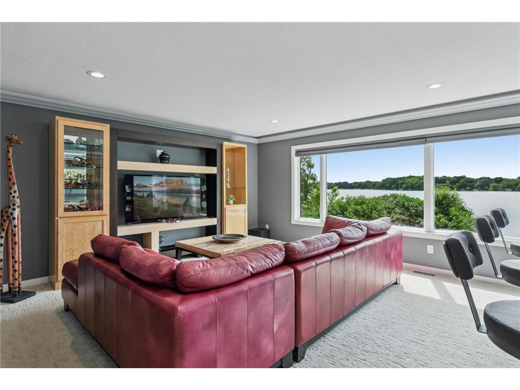 9235 Lake Riley Boulevard Chanhassen MN 55317 - Riley 7017530 image34