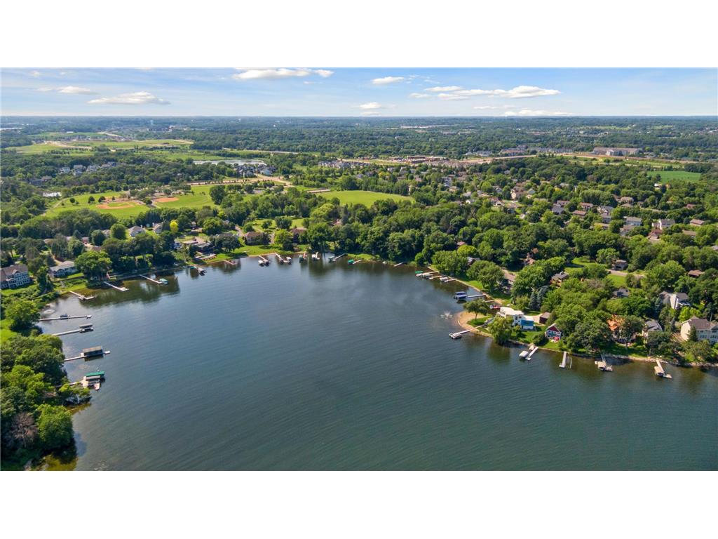 9235 Lake Riley Boulevard Chanhassen MN 55317 - Riley 7017530 image62