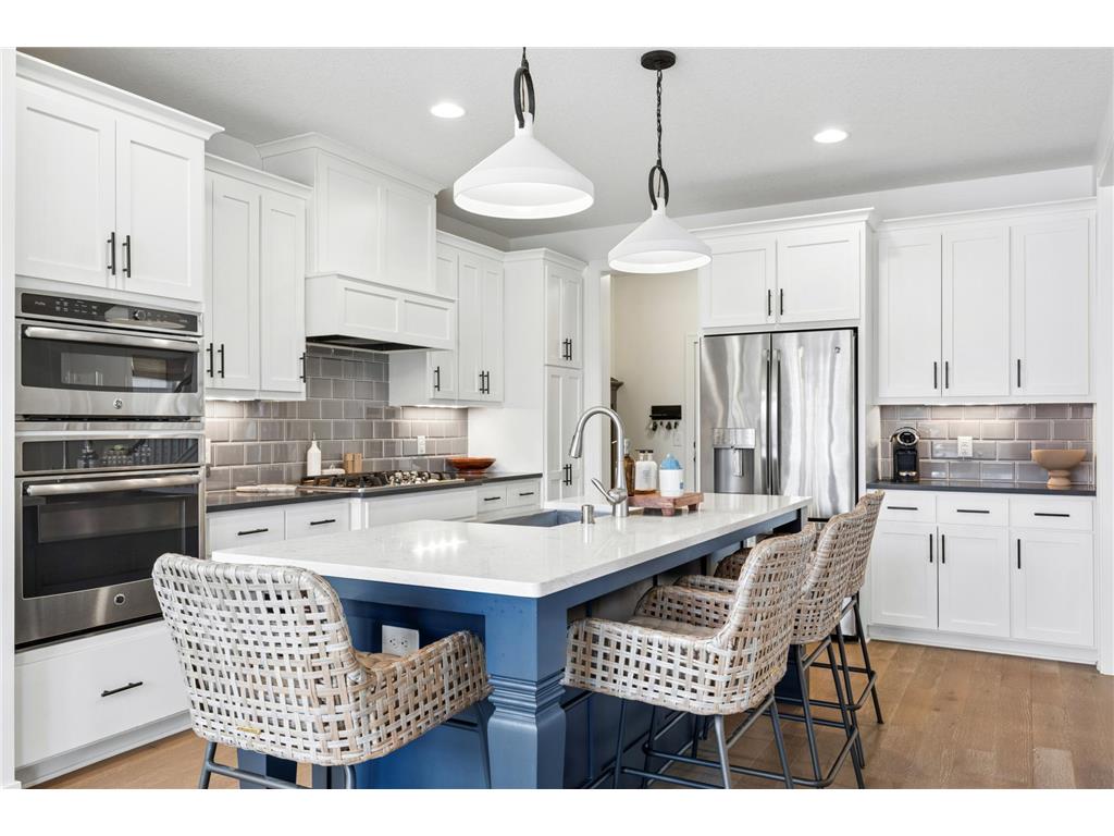 9236 Red Oak Trail Woodbury MN 55129 7046633 image2
