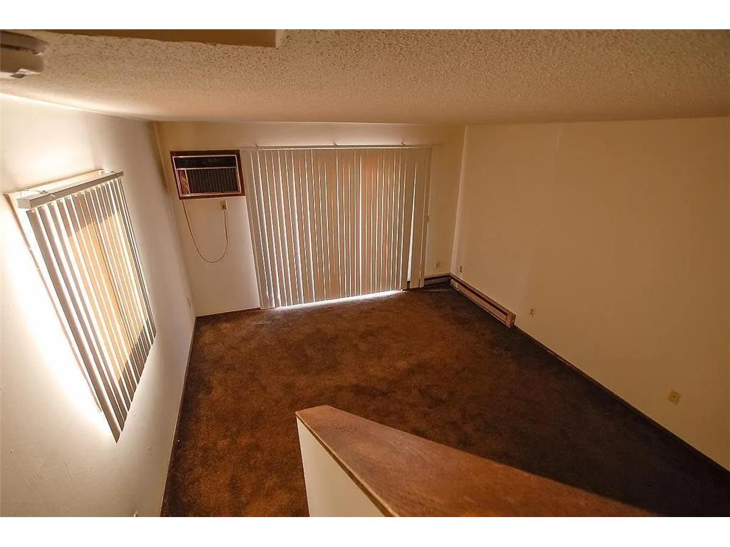 924 21st Avenue S Minneapolis MN 55404 6826564 image17