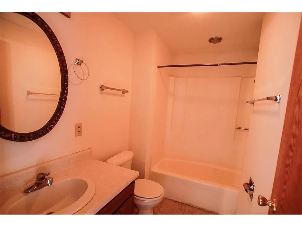 924 21st Avenue S Minneapolis MN 55404 6826564 image20