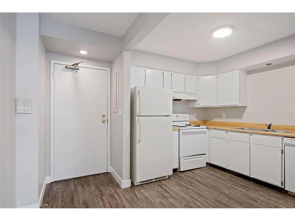 924 21st Avenue S Minneapolis MN 55404 6826564 image23