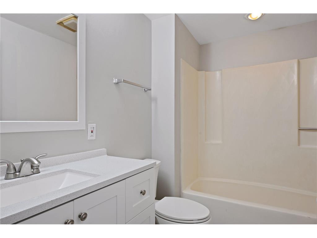 924 21st Avenue S Minneapolis MN 55404 7030936 image10