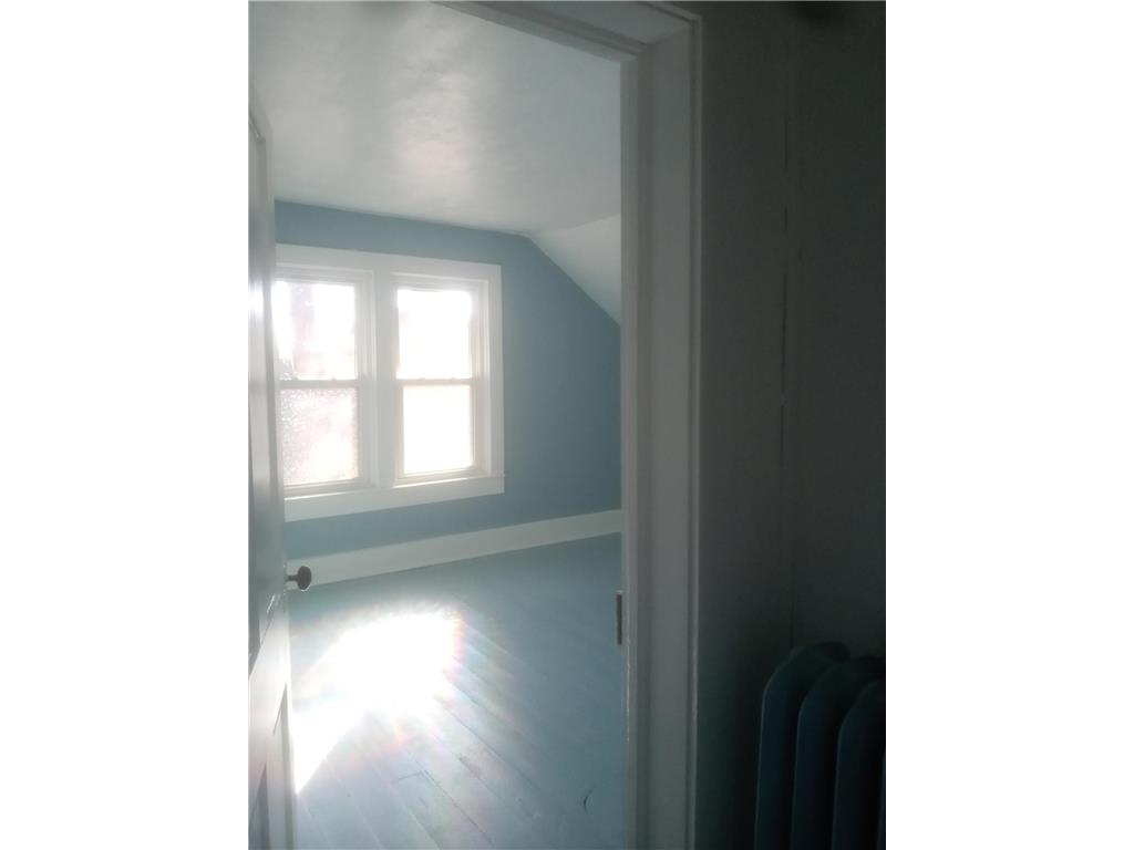 924 4th Street W Wabasha MN 55981 7071171 image4