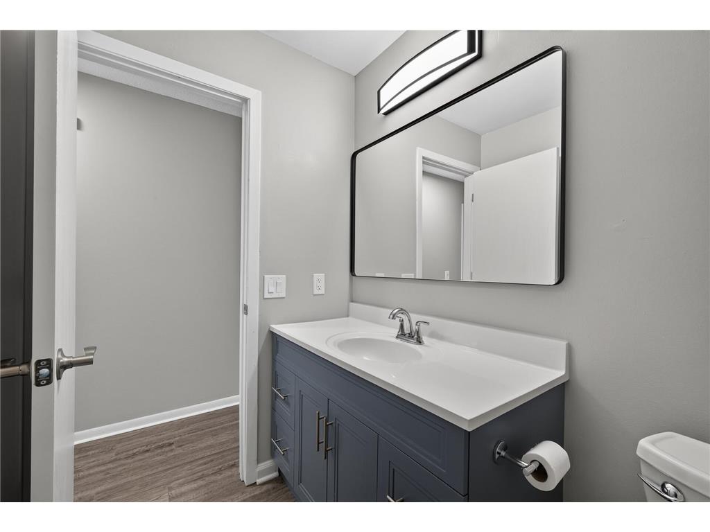 924 9th Avenue SE Minneapolis MN 55414 7095778 image18