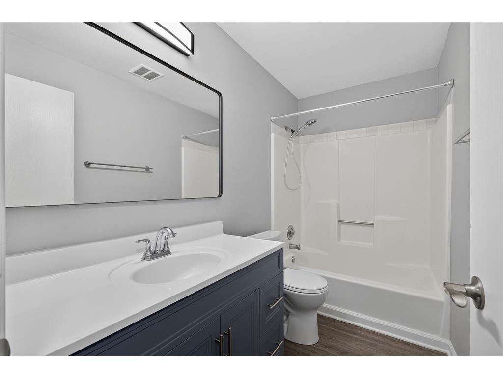 924 9th Avenue SE Minneapolis MN 55414 7095778 image19