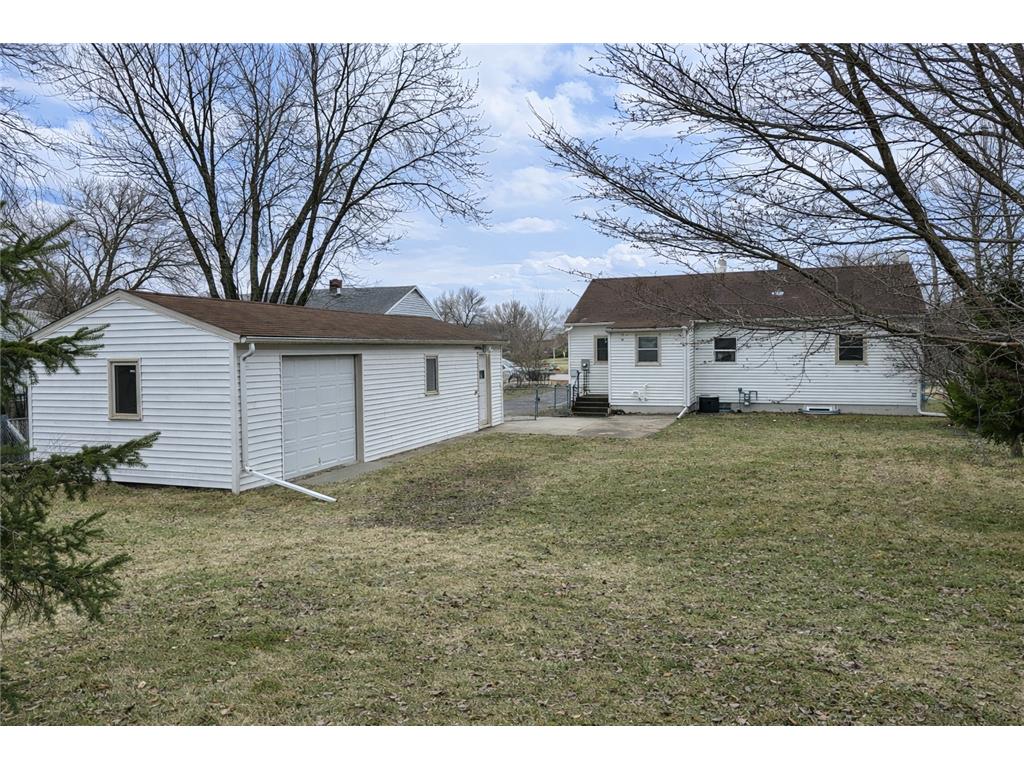 924 Colfax Avenue SW Wadena MN 56482 7051786 image4