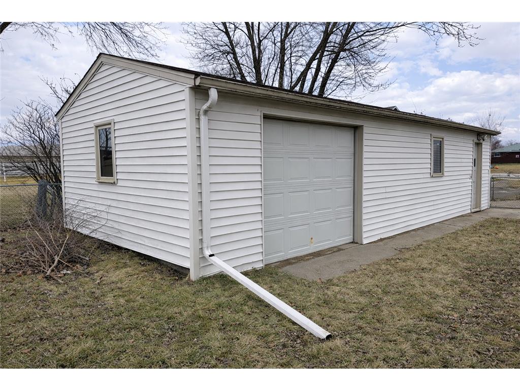 924 Colfax Avenue SW Wadena MN 56482 7051786 image5
