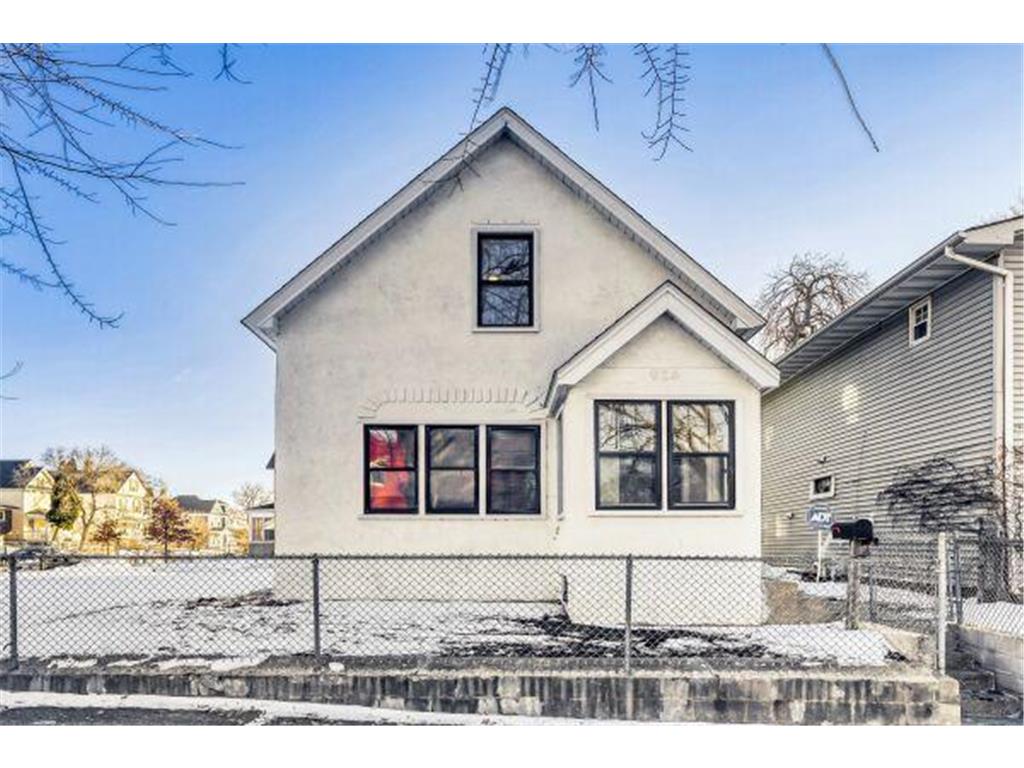 924 Farrington Street Saint Paul MN 55117 7014243 image1
