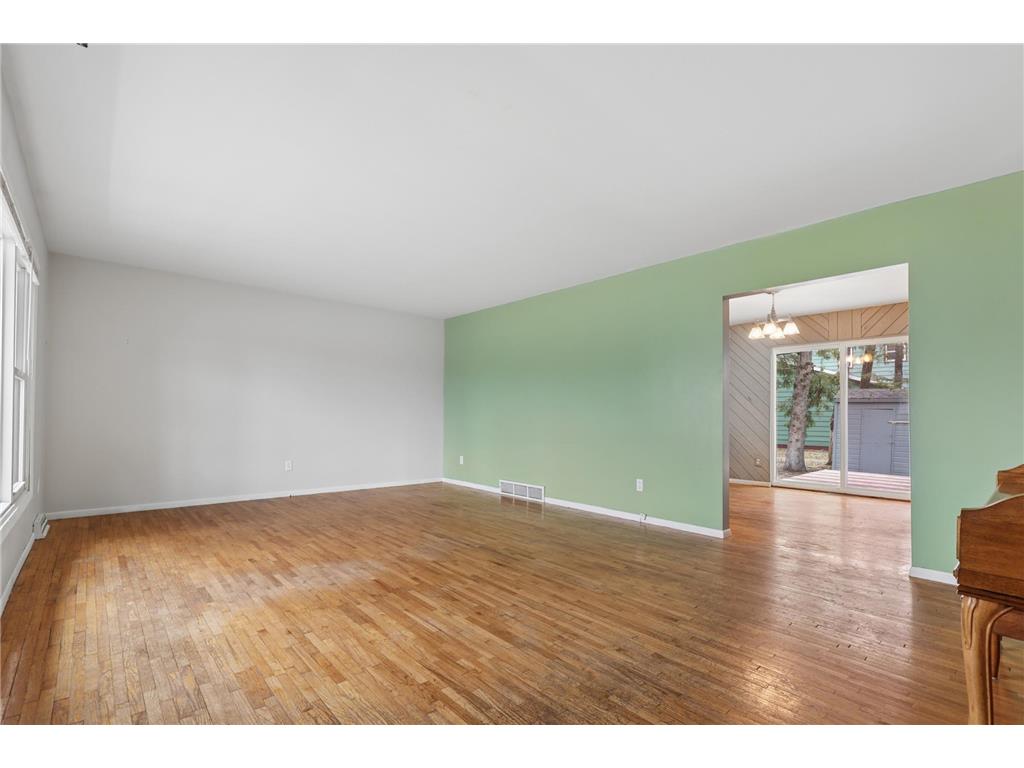 924 King Avenue SW Wadena MN 56482 7058082 image4