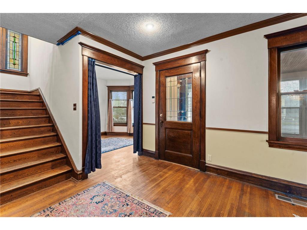 924 Marshall Avenue Saint Paul MN 55104 7059010 image12
