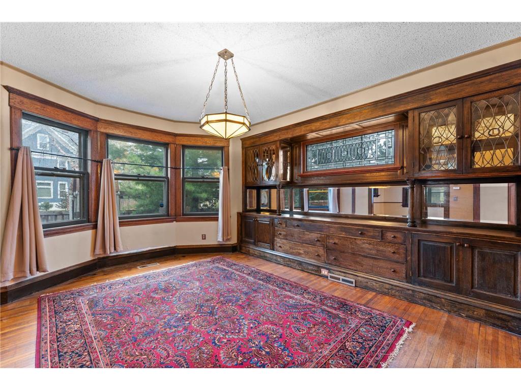 924 Marshall Avenue Saint Paul MN 55104 7059010 image24