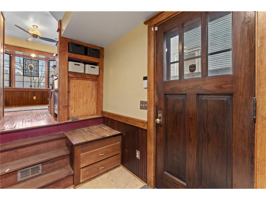924 Marshall Avenue Saint Paul MN 55104 7059010 image35
