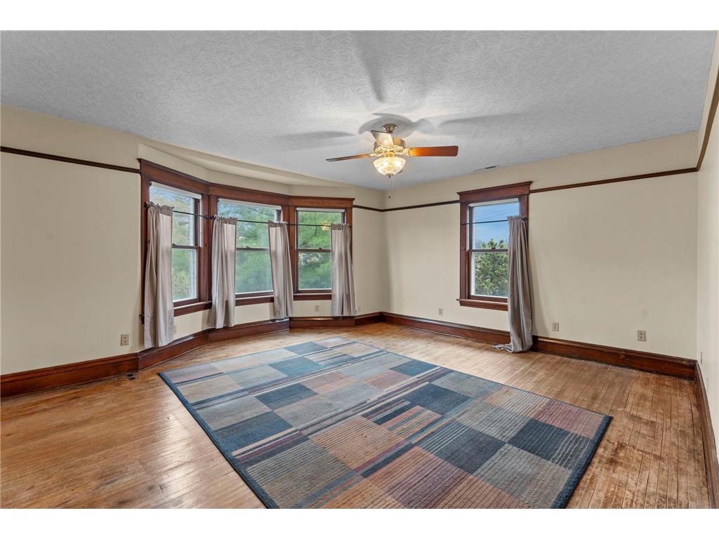 924 Marshall Avenue Saint Paul MN 55104 7059010 image38