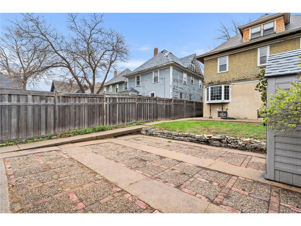 924 Marshall Avenue Saint Paul MN 55104 7059010 image72
